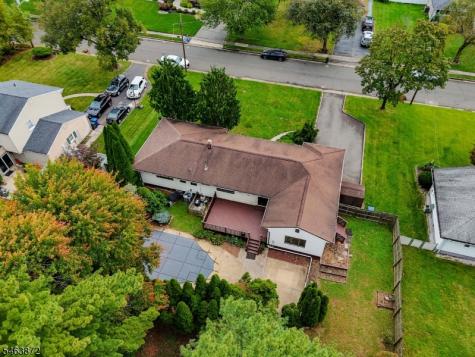 77 Schwin Drive Clark NJ 07066