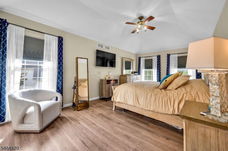 1909 Gary Road Greenwich NJ 08886