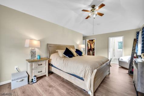 1909 Gary Road Greenwich NJ 08886