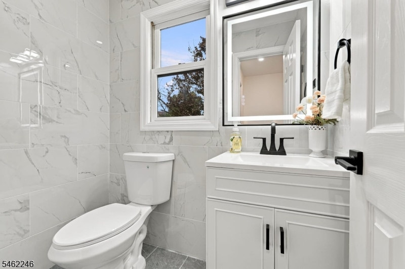 152 Glenwood Court Union NJ 07083