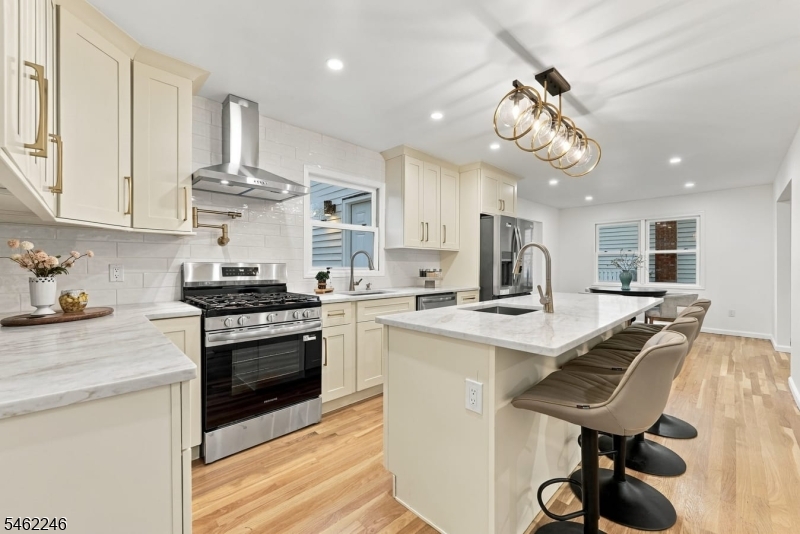 152 Glenwood Court Union NJ 07083