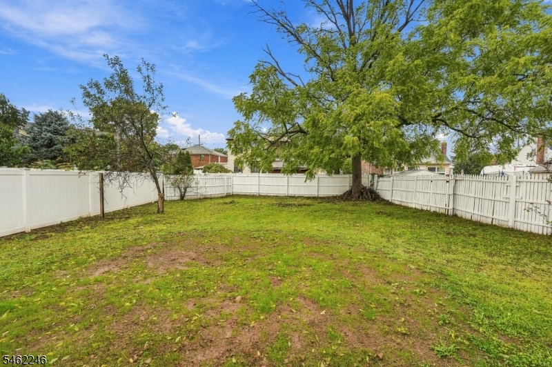 152 Glenwood Court Union NJ 07083