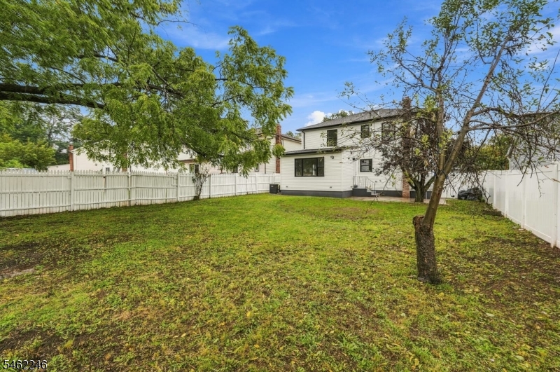 152 Glenwood Court Union NJ 07083