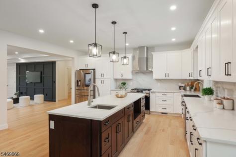 17 Blake Drive Clark NJ 07066