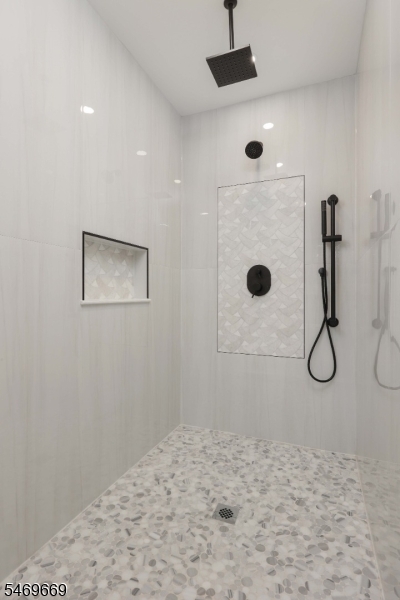17 Blake Drive Clark NJ 07066