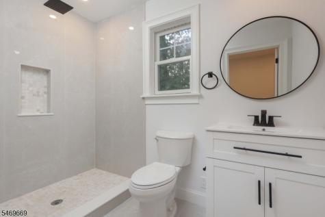 17 Blake Drive Clark NJ 07066