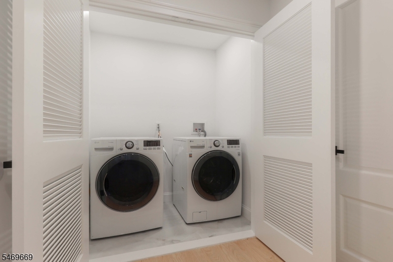 17 Blake Drive Clark NJ 07066