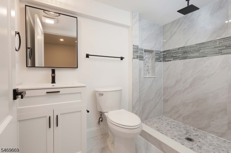 17 Blake Drive Clark NJ 07066
