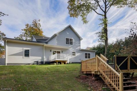 17 Blake Drive Clark NJ 07066