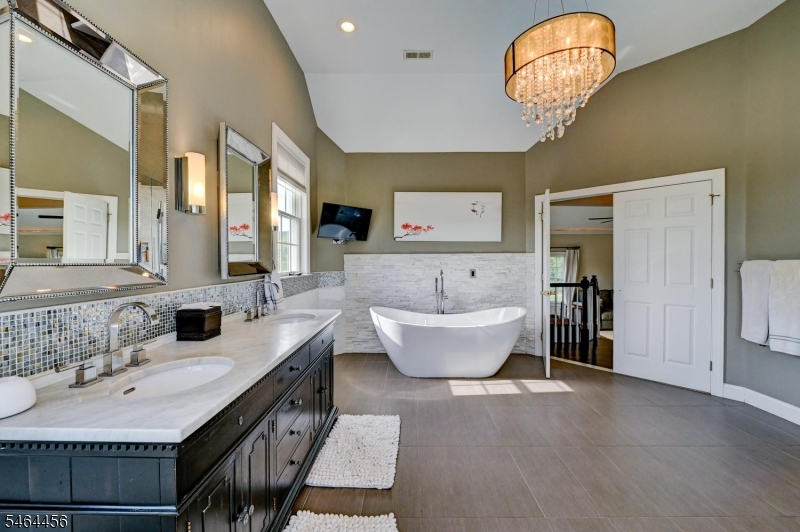6 Fairway Drive Readington NJ 08889