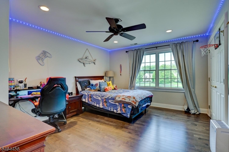 6 Fairway Drive Readington NJ 08889