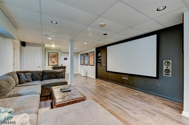 6 Fairway Drive Readington NJ 08889