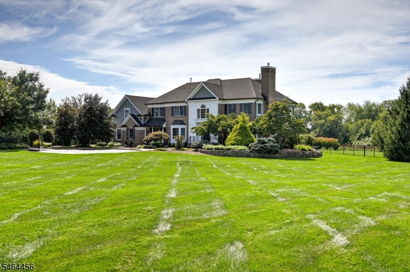 6 Fairway Drive Readington NJ 08889