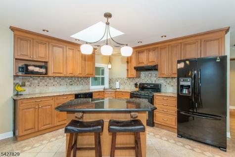 18 Stonewyck Drive Hillsborough NJ 08844