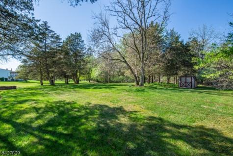 18 Stonewyck Drive Hillsborough NJ 08844
