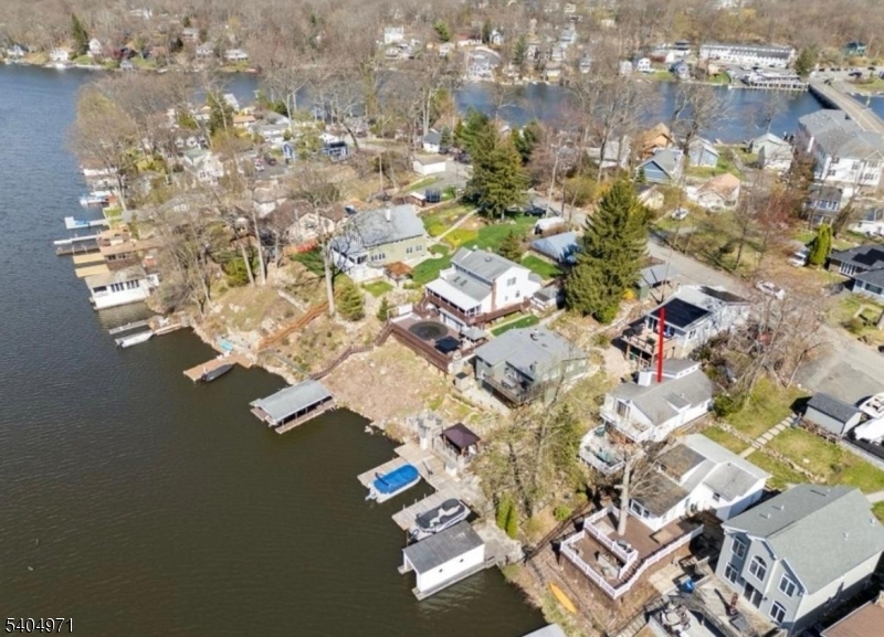 38 W River Styx Road Hopatcong NJ 07843