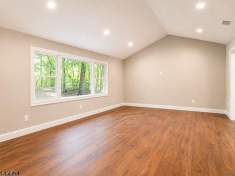220 Brook Valley Road Montville NJ 07082