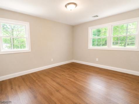220 Brook Valley Road Montville NJ 07082