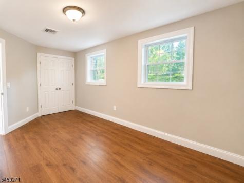 220 Brook Valley Road Montville NJ 07082