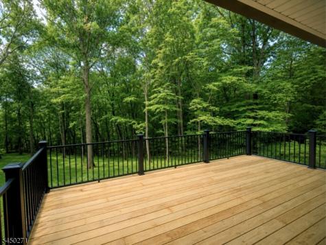 220 Brook Valley Road Montville NJ 07082