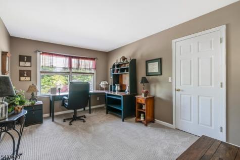 228 Woodside Lane Bridgewater NJ 08807