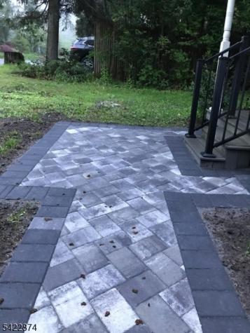 16 Skytop Road Lebanon NJ 07853