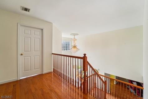 53 Ridge Drive Montville NJ 07045