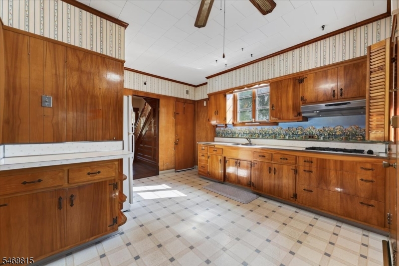 78 Stewart Avenue Kearny NJ 07032