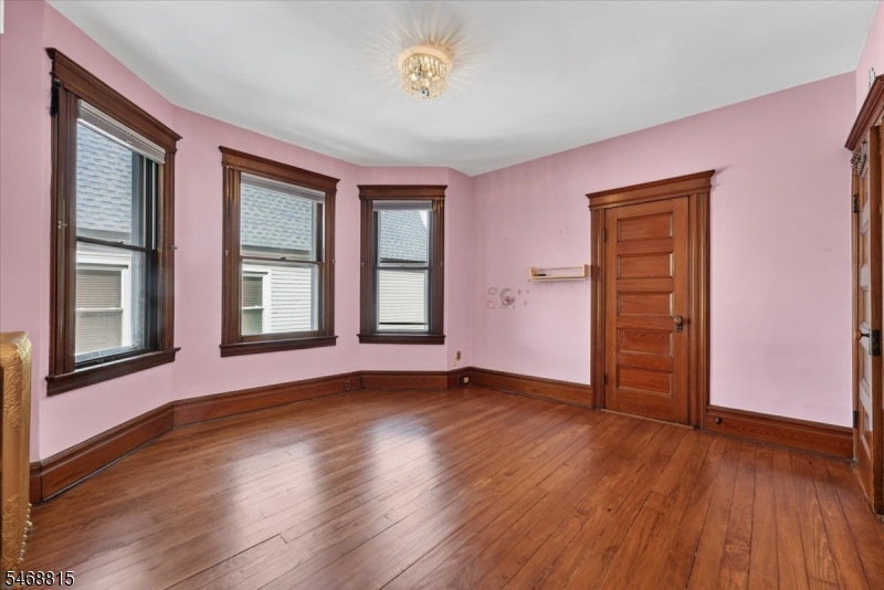 78 Stewart Avenue Kearny NJ 07032