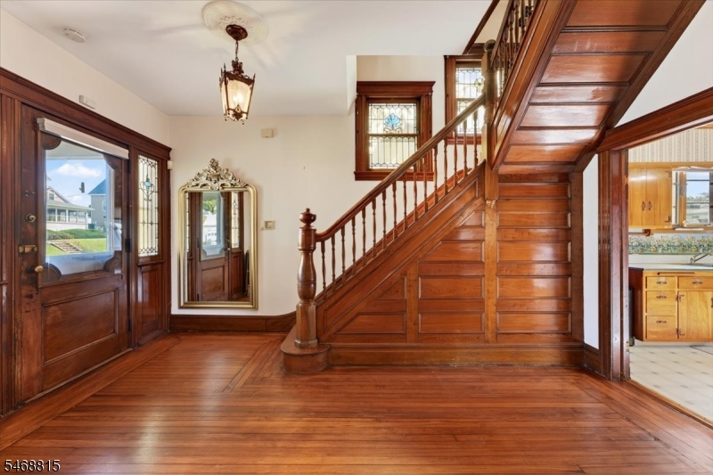 78 Stewart Avenue Kearny NJ 07032