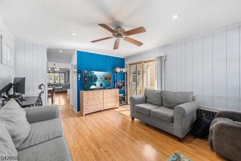 333 Amon Terrace Linden NJ 07036