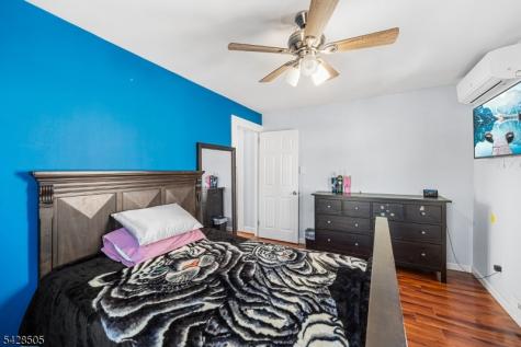 333 Amon Terrace Linden NJ 07036