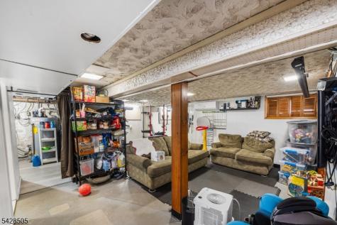 333 Amon Terrace Linden NJ 07036
