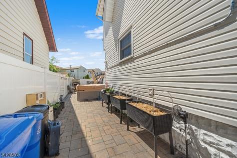 333 Amon Terrace Linden NJ 07036