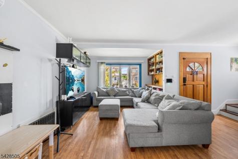 333 Amon Terrace Linden NJ 07036