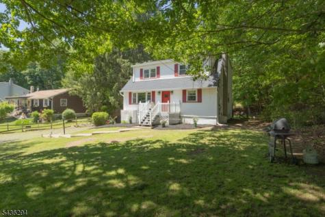 39 Broadway West Milford NJ 07480