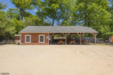 39 Broadway West Milford NJ 07480