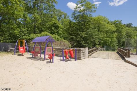 39 Broadway West Milford NJ 07480