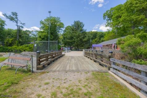 39 Broadway West Milford NJ 07480