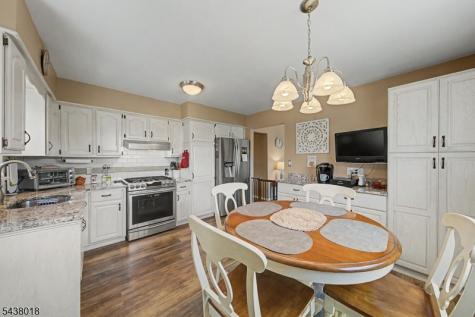 714 5TH Street Carlstadt NJ 07072
