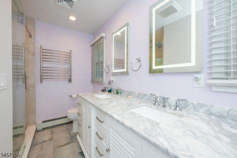 4 Fern Court Roxbury NJ 07836