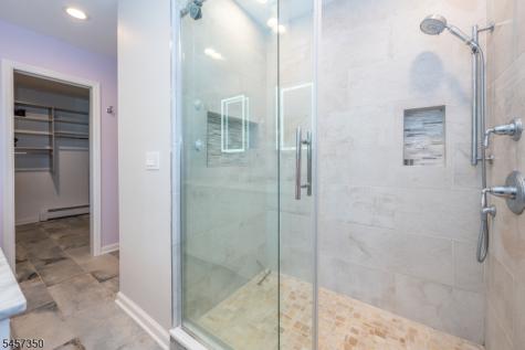 4 Fern Court Roxbury NJ 07836
