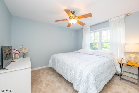 4 Fern Court Roxbury NJ 07836