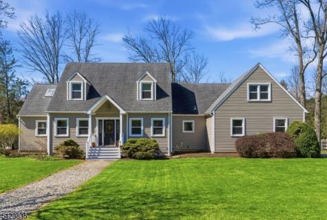 3 Brown Court Clinton NJ 08801