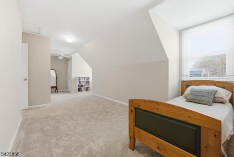 3 Brown Court Clinton NJ 08801