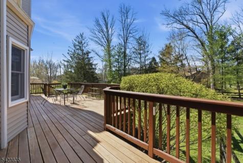 3 Brown Court Clinton NJ 08801