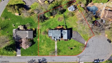 3 Brown Court Clinton NJ 08801