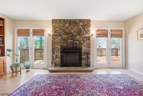 3 Brown Court Clinton NJ 08801