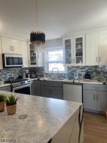 501 E 2nd Avenue Roselle NJ 07203