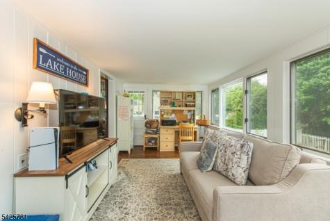 372 E Shore Trail Sparta NJ 07871